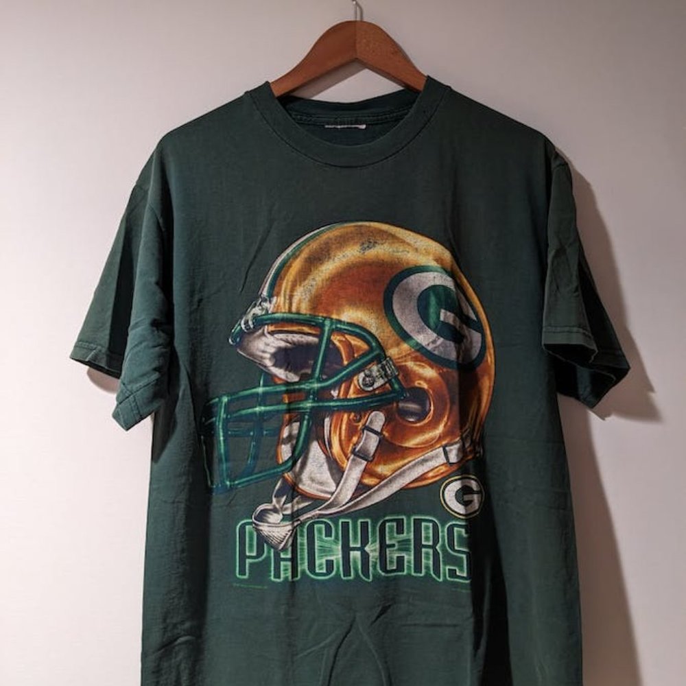 Vintage 2001 Green Bay Packers Nfl Football Helmet T-shirt